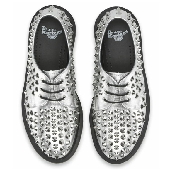 Dr. Marten's Harlen Mora Air Wair Women's Silver Spike Oxford Shoes EUC Size 8US - Picture 2 of 12